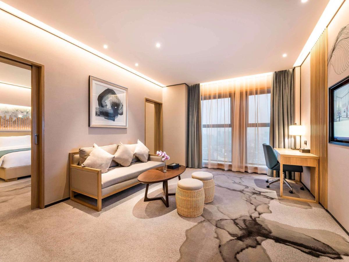 Mercure Chengdu Huapaifang ภายนอก รูปภาพ