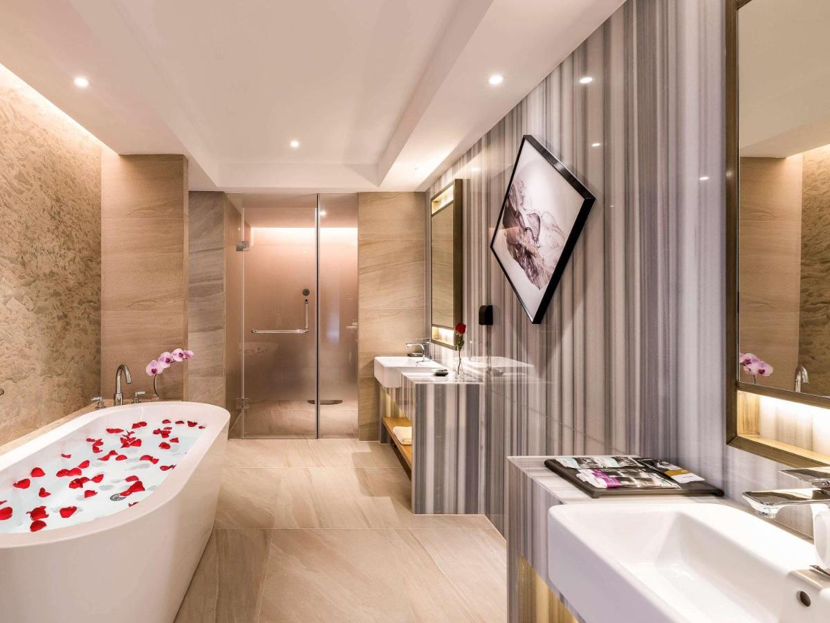 Mercure Chengdu Huapaifang ภายนอก รูปภาพ