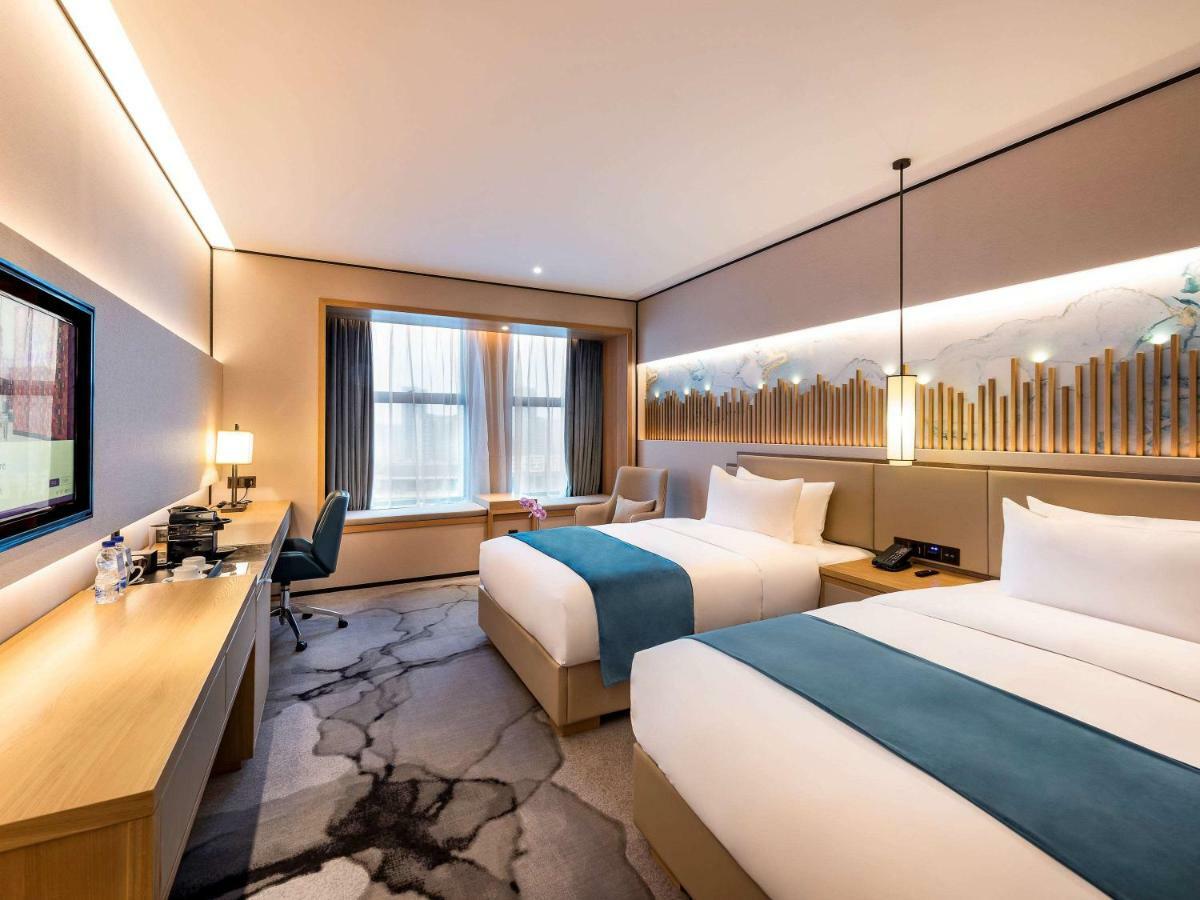 Mercure Chengdu Huapaifang ภายนอก รูปภาพ